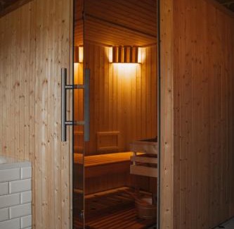 Glowczyce Bed & Breakfast | Folwark Wielka Wieś - Pałac pod Dębem