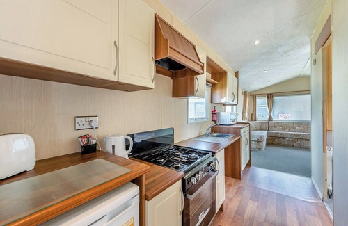 Bognor Regis House | Fontwell Caravan Plus