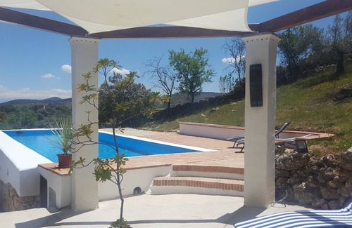 Alcala la Real House | For a quality place near Granada, large swimming pool
