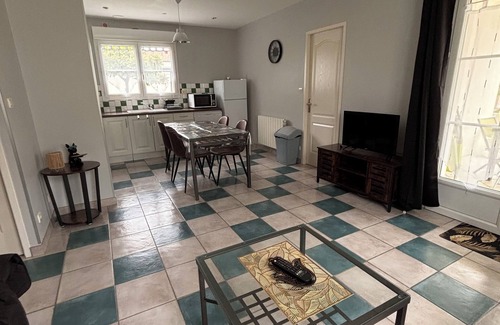 Marsilly House | For a quiet stay in a pretty coastal village 5 minutes from La Rochelle/Ile de Ré