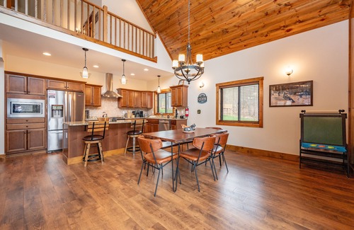 McHenry House | Forest Hideaway Near Lake & Wisp Resort w/Hot Tub