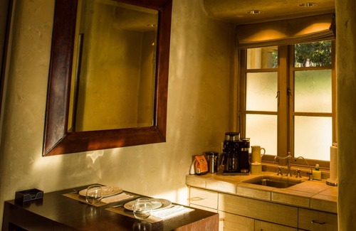 Del Monte Forest House | Forest Opulence: Center of PB Resorts: Four Seasons Bedding