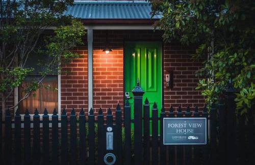 Castlemaine House | Forest View