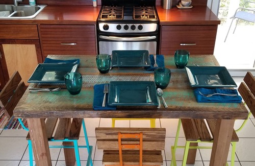 Estate Carolina Cottage | Forever views with warm ocean breezes, drive to restaurants & bars in mins!