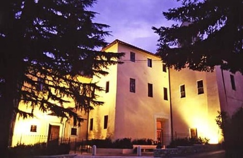 Foce Apartment | Former monastery surrounded by greenery with bright apartments, swimming pool, restaurant