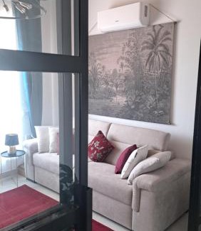 Formia Apartment | FORMIAE Hsg - PANORAMICA CENTRALE Casa Vacanze 100mq BOX Auto riservato