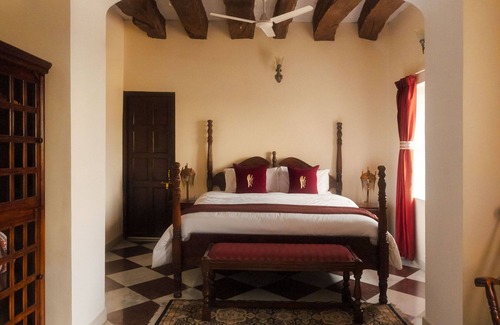 Bhinai Hotel | Fort Barli - A 16th Century Castle