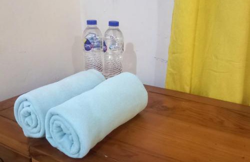 Paiton Hotel | Fortuna Hotel RedPartner Near Exit Tol Paiton