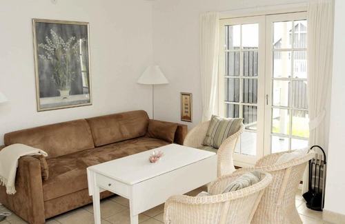 Gjern House | Four-Bedroom Holiday home in Gjern 2