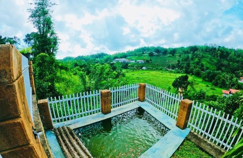 Welipitiya Villa | Four Bedroom Rose Villa by Kananke