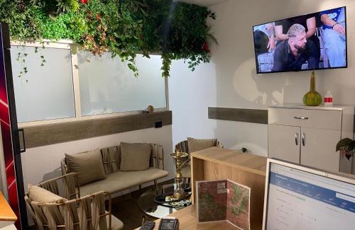 Shkoder Bed & Breakfast | four generation hotel