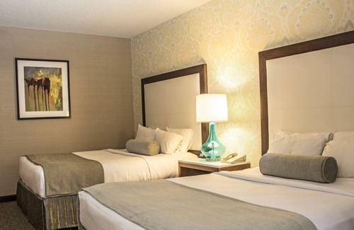 Downtown Resort | Four Great Family Units, Pool and Parking