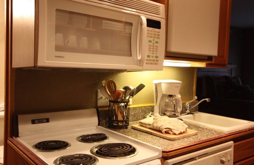 Four O'Clock Apartment | Four O'clock Lodge B05