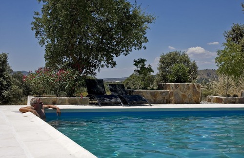 Arroyomolinos de Montanchez House | Four person bungalow in the Spanish countryside, unique for nature lovers.