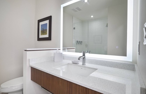 West Edmonton Hotel | Four Points by Sheraton Edmonton West