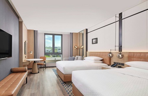 Jinshan Hotel | Four Points By Sheraton Shanghai Fengjing