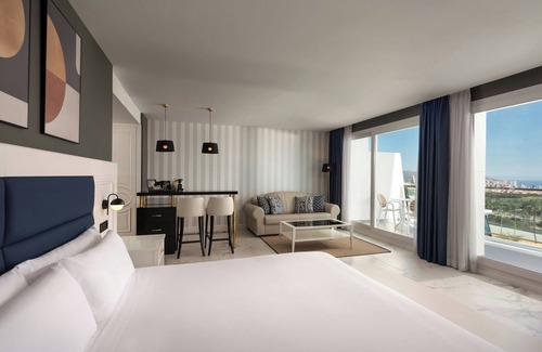 Benidorm Hotel | Four Points by Sheraton Costa Blanca Resort