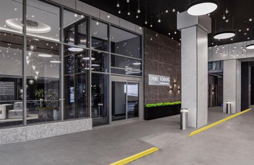 Queens Hotel | Four Points by Sheraton Flushing