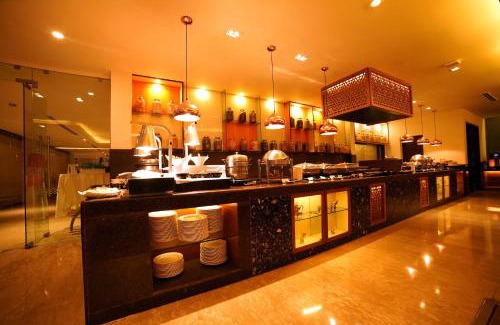 Tonk Road Hotel | Four Points by Sheraton Jaipur, City Square