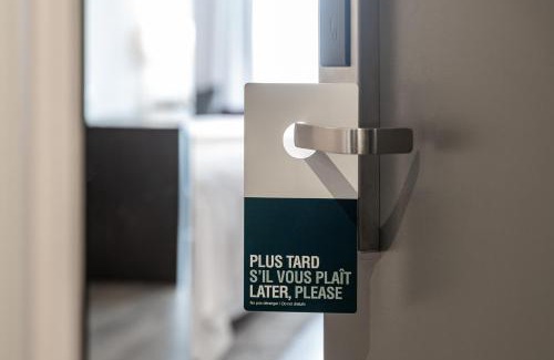 Desjardins Hotel | Four Points by Sheraton Lévis Convention Centre