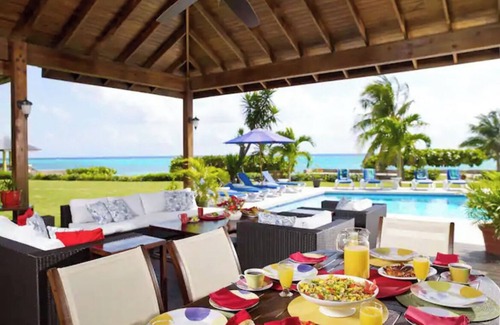 Ocho Rios House | Four Winds includes the services of a cook, butler and nighttime security staff.