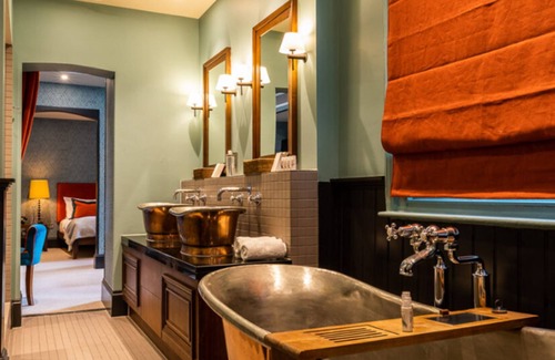 Barbican Hotel | Fox and Anchor