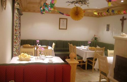 Sankt Veit im Pongau House | Frühstückspension Sunnhäusl