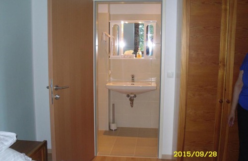 Maria Enzersdorf Bed & Breakfast | Frühstückspension Weinbau Bila Auer