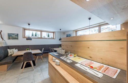 Obergurgl Bed & Breakfast | Frühstückspension Broser