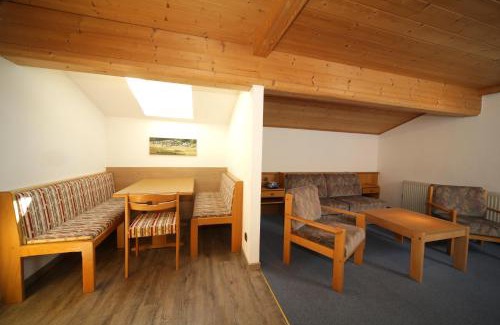 Obertilliach House | Frühstückspension Jagdhof