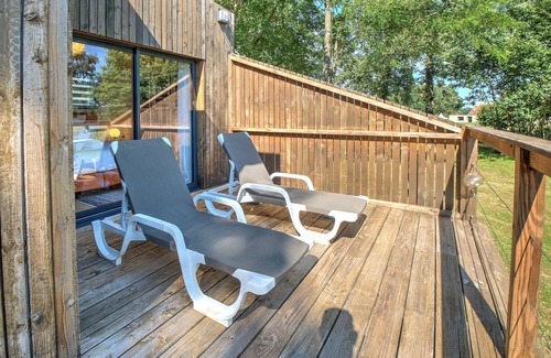 Saint-Felix-de-Reillac-et-Mortemart Cottage | Lodge Dune – Private Terrace, Jacuzzi, Wi-Fi & Air Conditioning