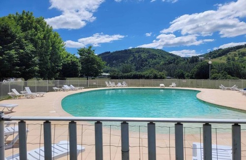 Saint-Geniez-d'Olt House | Relaxation at the foot of Aubrac