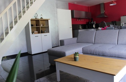 Saint-Georges-les-Baillargeaux House | Your home "At home" at 8 min Futuroscope