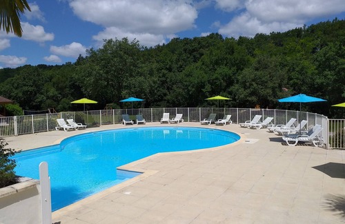 Serignac Ski Chalet | France - Charming Nordic-style chalet 4 pers 40km from Cahors.