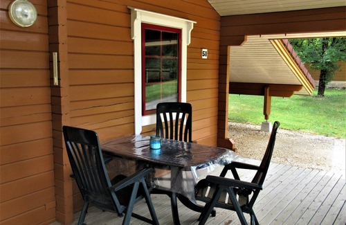 Serignac Ski Chalet | France - Charming Nordic-style chalet 4 pers 40km from Cahors.