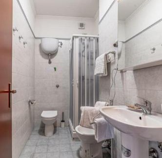 Zona XXXIII Acilia Sud Apartment | Francy Flat - Tra Ostia e Fiumicino