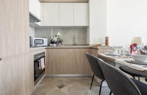 Dubai Apartment | Frank Porter - Majestique Residence 2
