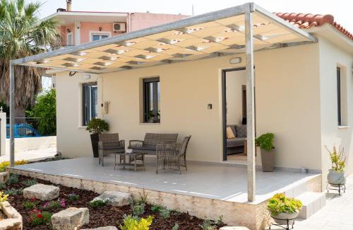 Khelmata House | Frank's Place - Private Parking