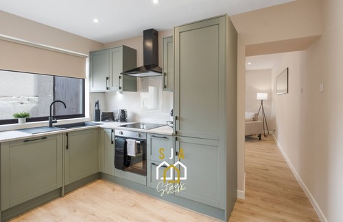Sandhaven Apartment | Fraserburgh Residence - SJA Stays - Modern 3 Bed