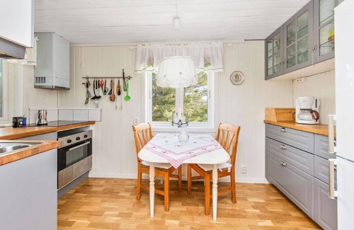 Askoy House | Fred Full - family friendly - good air child friendly. rich naturliv- cozy