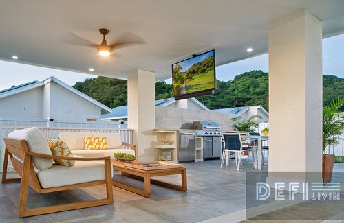 Lucea Villa | Free Airport Shuttle | Luxe Lucea Home | Pool