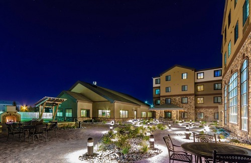 Grand Forks Condo | Free Breakfast. Indoor Pool & Whirlpool.