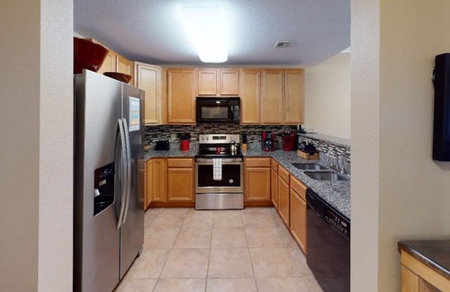 Pigeon Forge Condo | Free Daily Activities - Convenient location - Indoor pool - Penthouse view