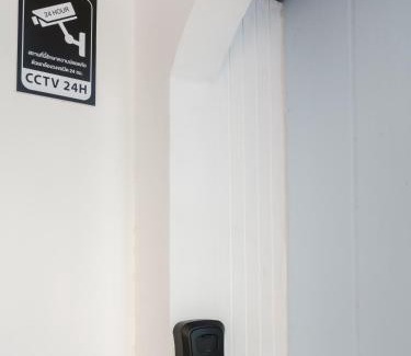 Hat Yai House | Free Netflix 2BR 8 Pax 6Mins to Lee Garden 1 Min walk to 7Eleven