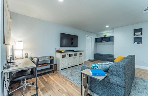 Lincoln Apartment | Freedom Apartments