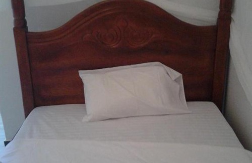 Kampala Hotel | FREEDOM Guest House