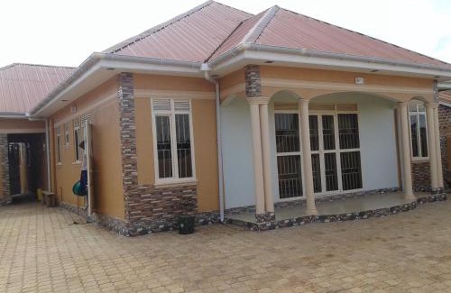 Kampala Hotel | FREEDOM Guest House