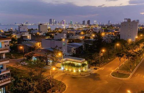 Tho Quang Beach Villa | FreePickUp Pool 5 BRs Villa,5 Mins Walk to Beach