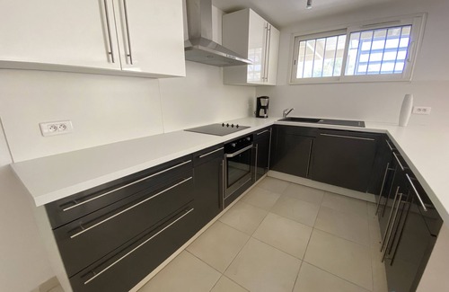 Bagnols-en-Foret Villa | French Riviera Air-conditioned Villa with heated infinity pool, Amazing view