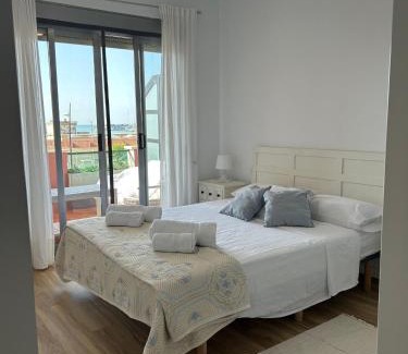 Burriana Apartment | Frente al puerto y junto a la playa del Arenal